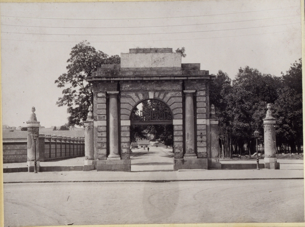 1930 Parque Arganzuela (entrada)
